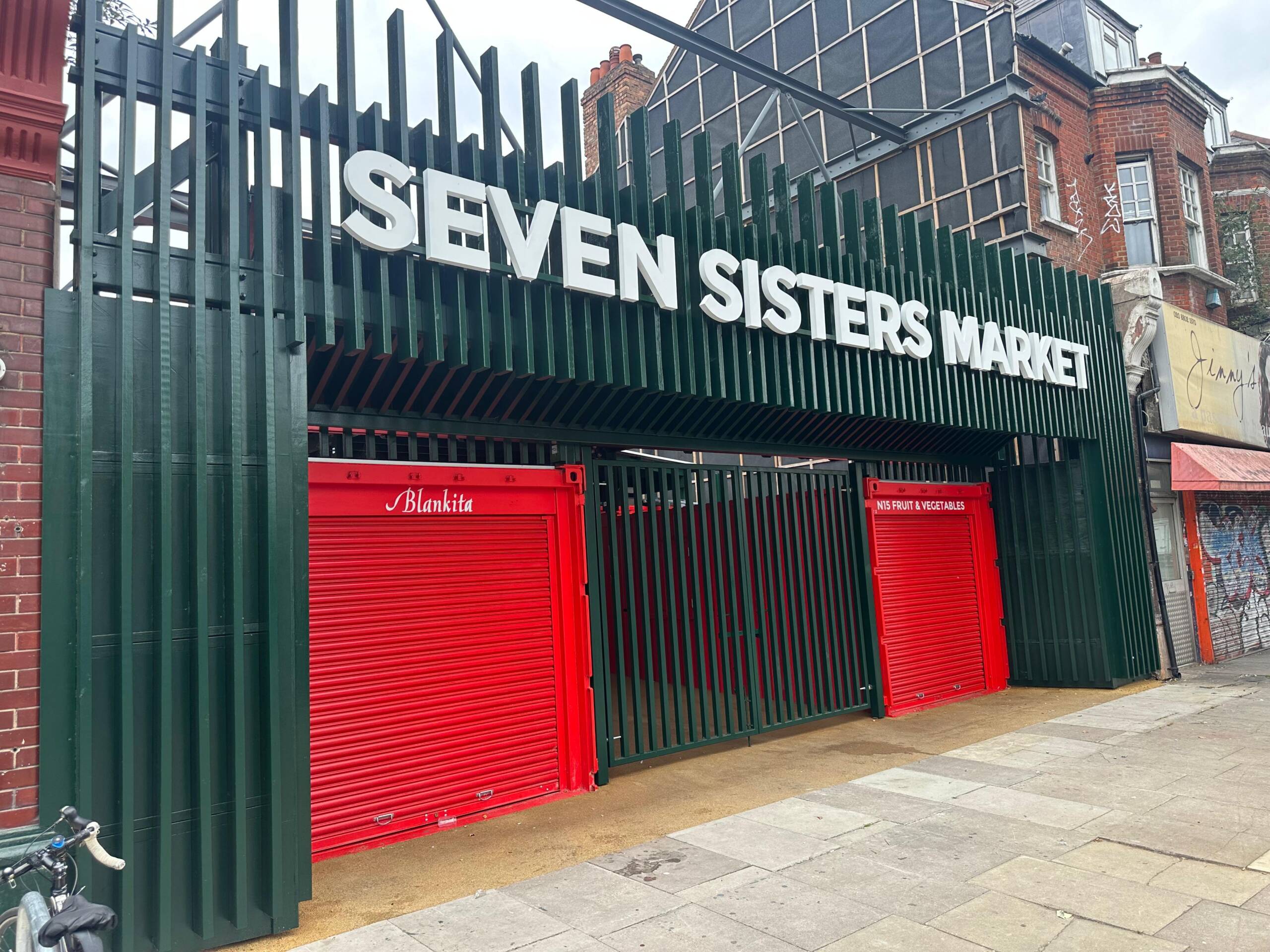 Seven Sisters Market, Seven Sisters