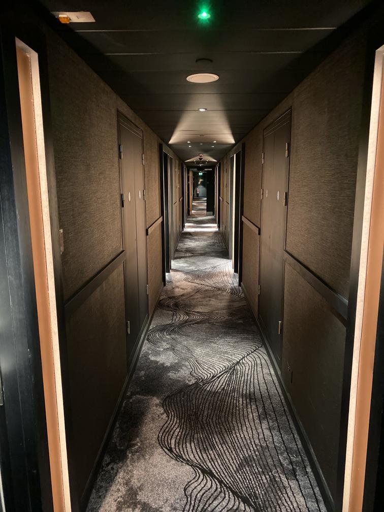 the hilton hotel westminster decoration project 13